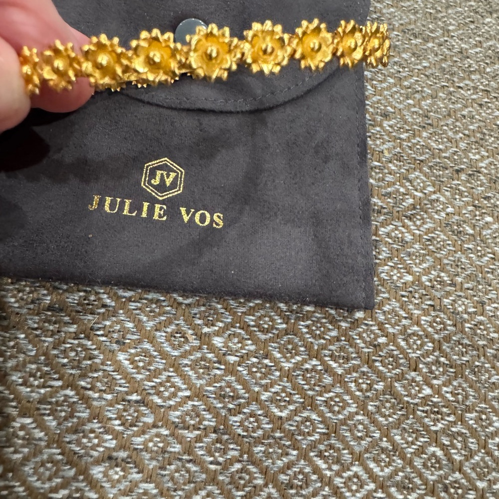 Julie Vos Gold Flora stacking bangle